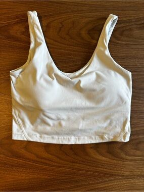 Kamo Fitness Women's White Scoop Neck Crop Sports Bra